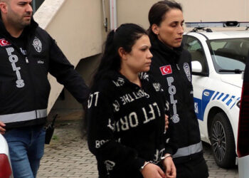 Dini nikahla birlikte yaşadığı erkeği öldürdü