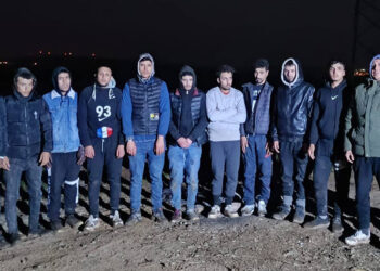 Edirne'de 228 kaçak göçmen ile 4 organizatör şüphelisi yakalandı