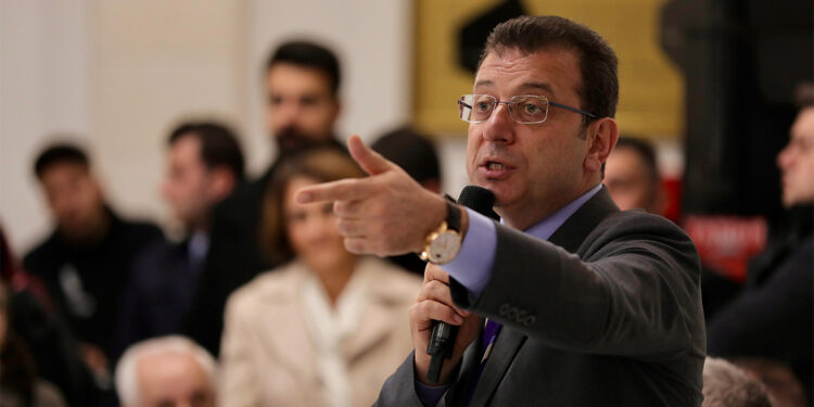 Biz, bu şehirde her inancın belediye başkanıyız