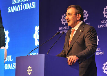 Enflasyonda aylık bazda düşüşleri kademeli olarak göreceğiz