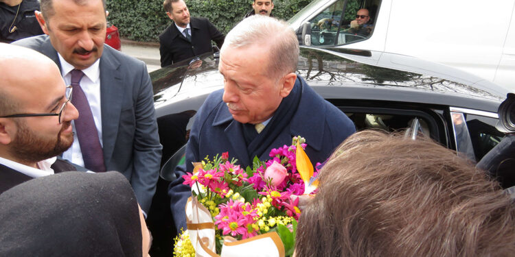 Erdoğan'ın doğum gününde vatandaşlardan süpriz