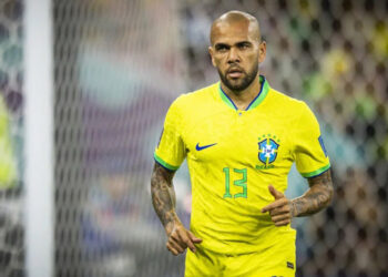 Eski futbolcu Daniel Alves'e cinsel saldırıdan hapis cezası