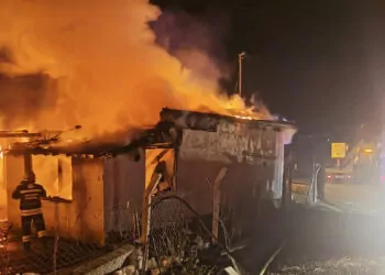 Veskişehir'de ahırda çıkan yangında 63 küçükbaş öldü