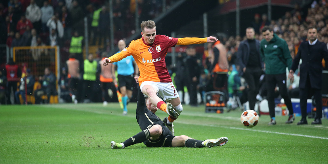 Galatasaray Teknik Direktörü Okan Buruk, "İkinci maç için avantajımız oldu. Rakibimizin 3 eksiği olacak. Zorlu bir fikstür var. Önemli bir galibiyet oldu. Bunu çabuk unutup, lig maçına hazırlanacağız" dedi.