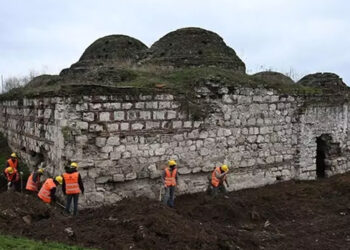 Gazi Mihal Bey Hamamı'nda restorasyona başlandı