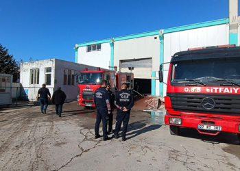 Gaziantep'te kumaş fabrikasında çıkan yangın söndürüldü