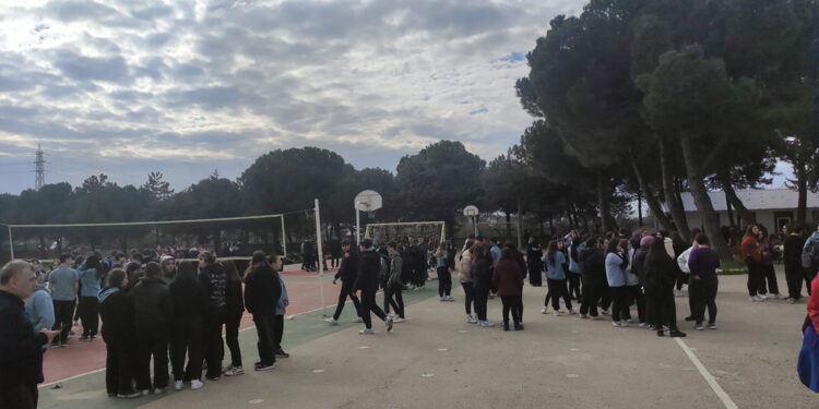 Gemlik'te 4.1 büyüklüğünde deprem