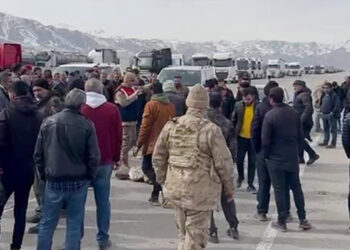 Gürbulak Sınır Kapısı'nda 30 kilometrelik TIR kuyruğu