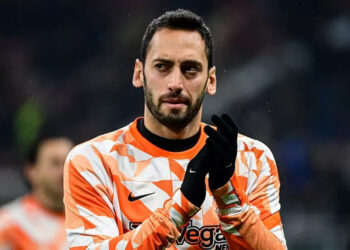 Hakan Çalhanoğlu sakatlandı