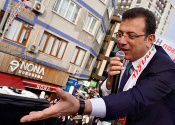 Bizim milletimize hesap verme zorunluluğumuz var