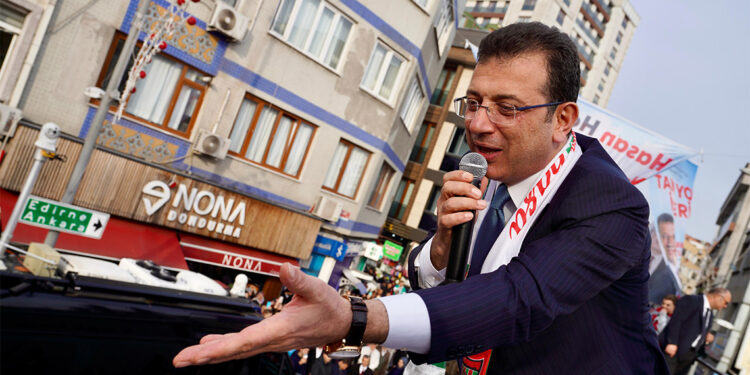 Bizim milletimize hesap verme zorunluluğumuz var