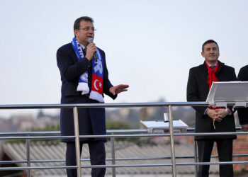 Geride kalanlar kaldı, önümüze bakacağız