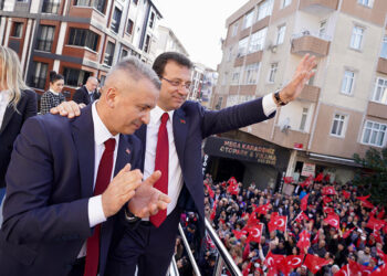 Bu acemi adaya İstanbul adaylığı birkaç beden büyük geldi