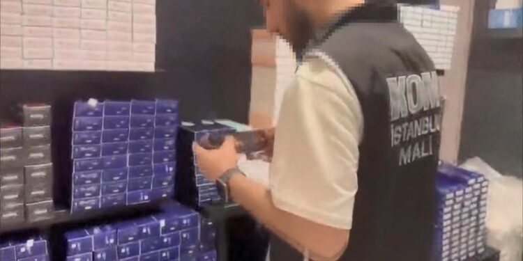 İstanbul ve Düzce'de yasadışı ilaç şebekesine operasyon