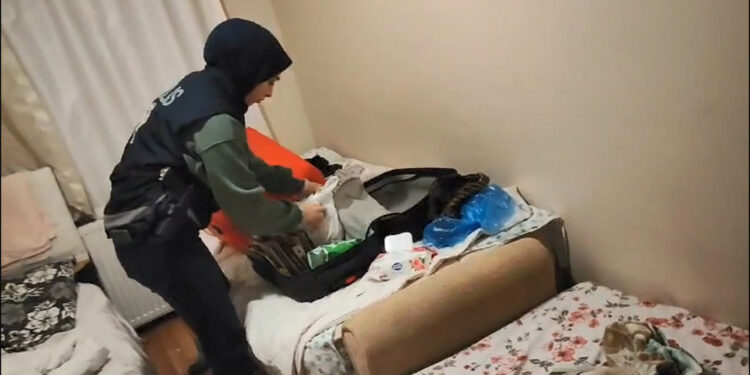 İstanbul'da fuhuş operasyonu; 9 gözaltı