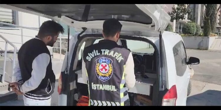 İstanbul'da terör operasyonu; 11 gözaltı