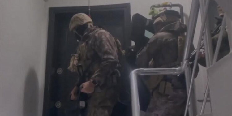 Kafes 41 operasyonunda 13 kişi tutuklandı