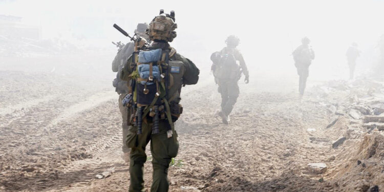 İsrail, Refah'a girmek için çalışmaya başladı