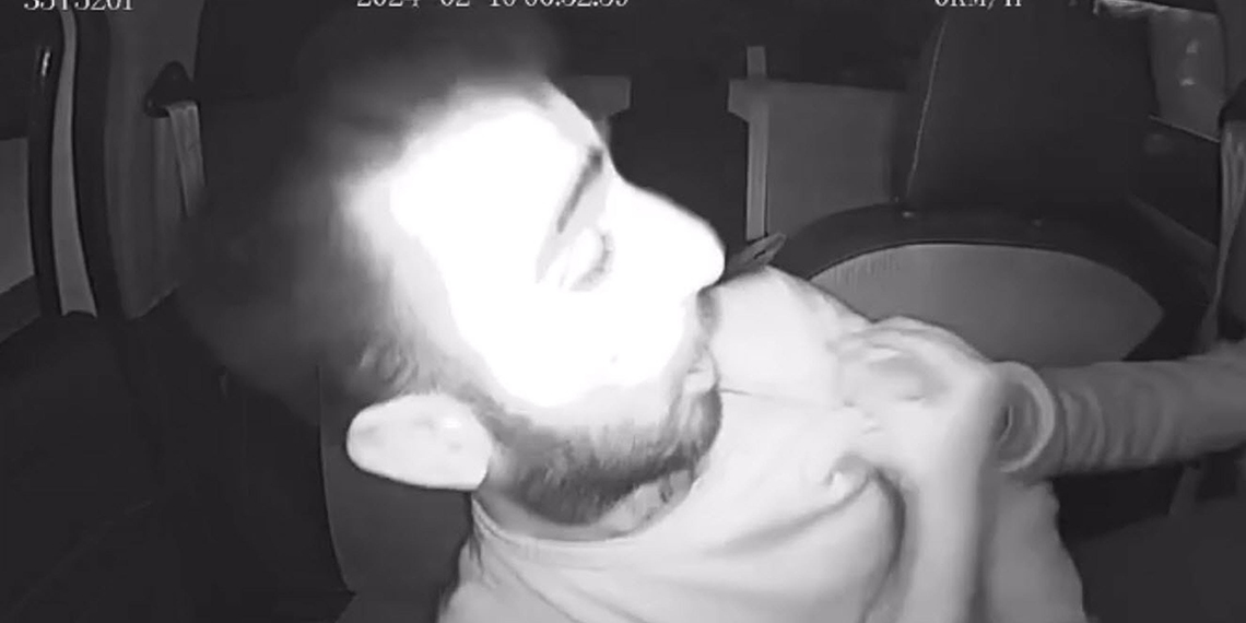 İzmir'de taksiciyi yumruklayan şüpheli yakalandı