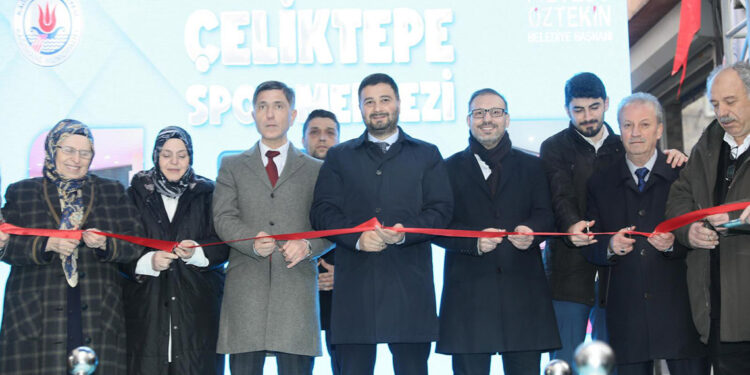 Kağıthane’de Çeliktepe Spor Merkezi hizmete açıldı