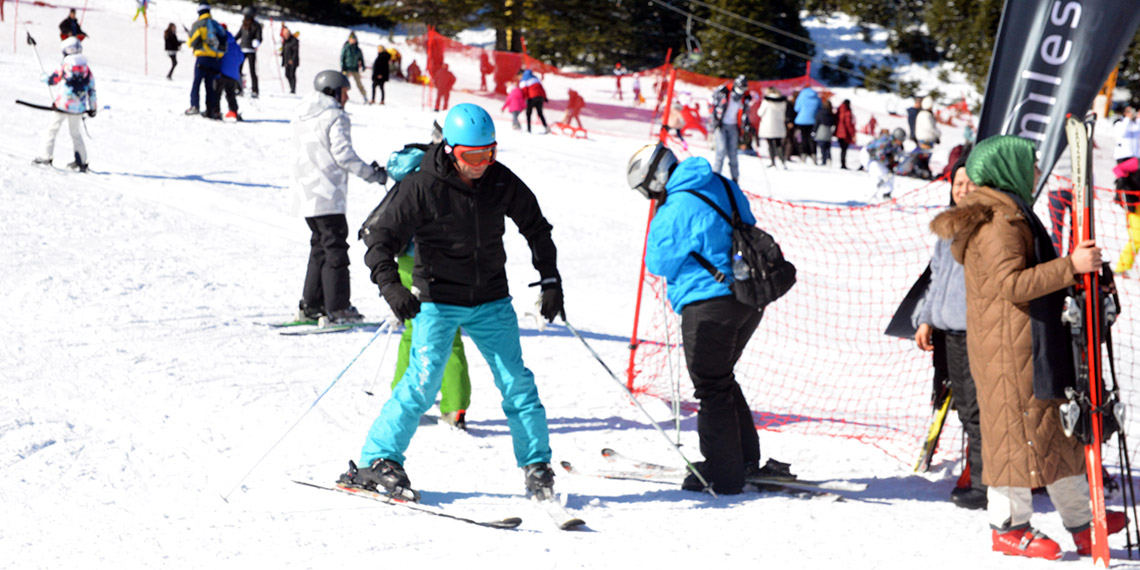 Korsan taksici gibi korsan kayak öğretmenleri var