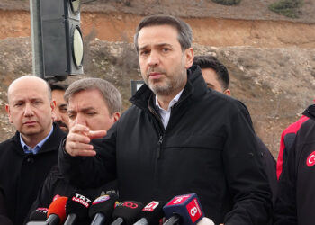 Göçük alanındaki toprağın kaldırılmasıyla ilgili planlama aşamasına geçtik