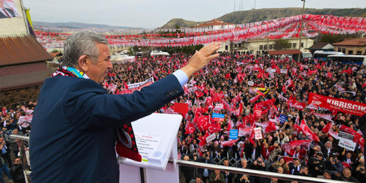 Batık belediye arıyorlarsa kendi belediyelerine bakacaklar