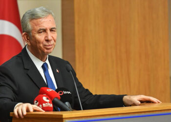 Yerel yönetimler göründüğü gibi güçlü değil