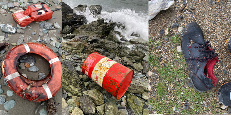 Batan gemiye ve mürettebata ait malzemeler karaya vurdu