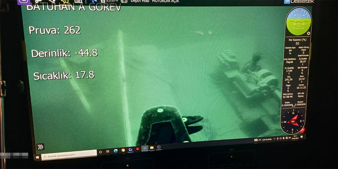 SAS komandoları geminin makine dairesine ulaştı