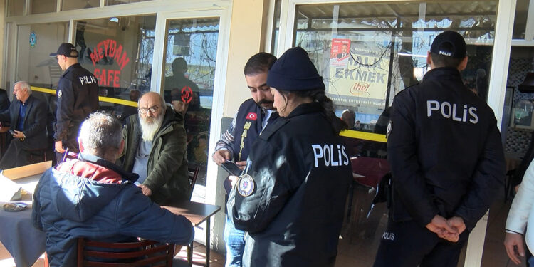 Maltepe'de 'Huzurlu sokaklar' denetimi