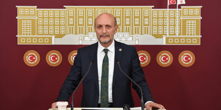 Mehme Atmaca'dan riskli yapıların dönüşümü için çağrı