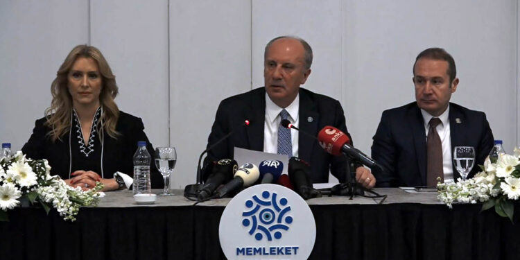 Memleket Partisi'nin Ankara adayı Zafer Burak Hasar