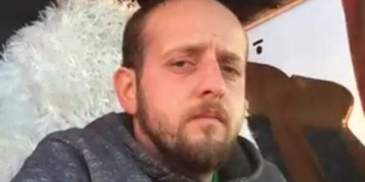 Okulda bıçaklı saldırıya uğrayan veli öldü