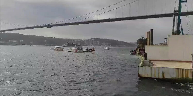 Ortaköy'de iki kişi denize düştü; kurtarma çalışmaları sürüyor