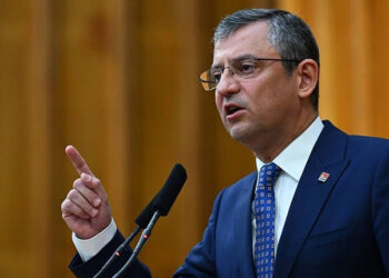 Özel'den ihraç edilen teğmenlerle ilgili açıklama