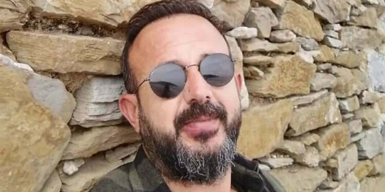 Necip öğretmen hastanenin acil servis girişinde kalp krizi geçirdi