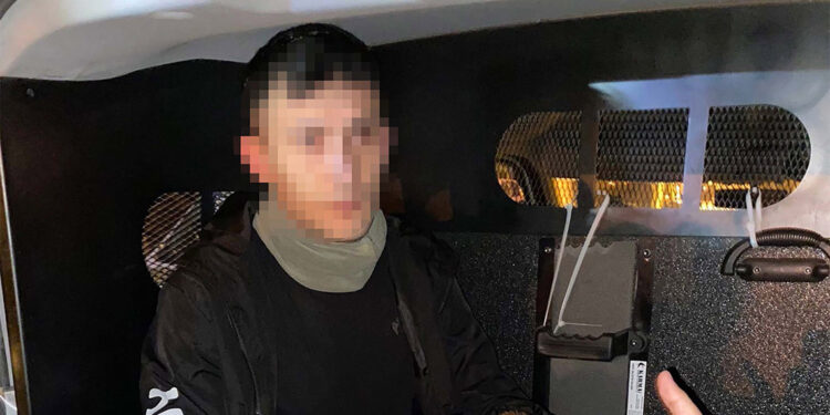 5 araç ile çöp konteynerlerini kundaklayan Uzman Çavuş yakalandı