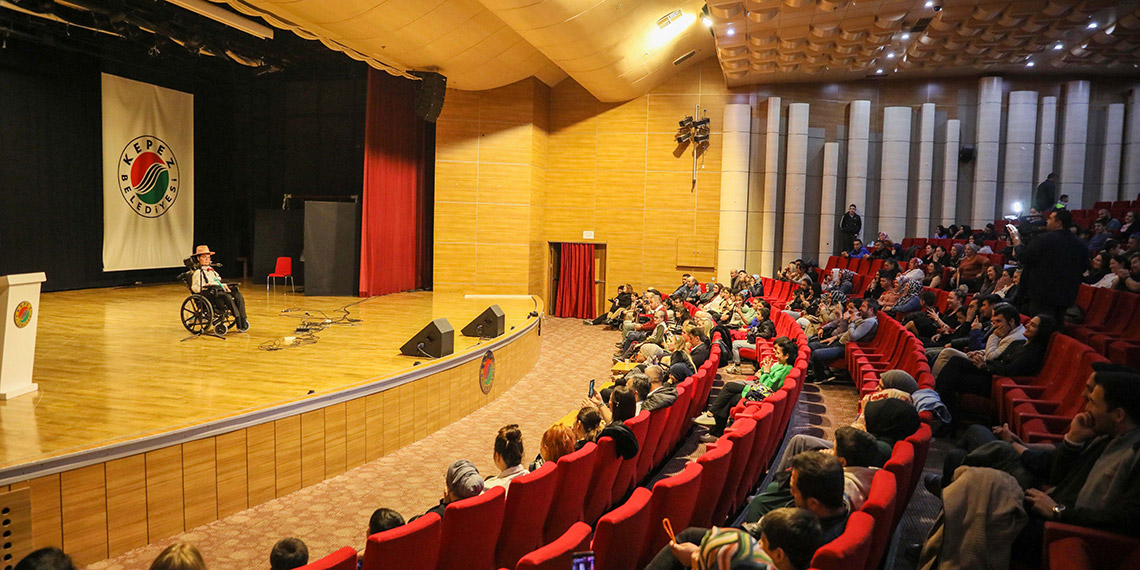 SMA'lı Efe Samet, sahnede en büyük hayalini gerçekleştirdi