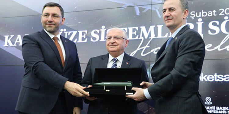 SSB'de 4 füze projesinin tedariki için imzalar atıldı