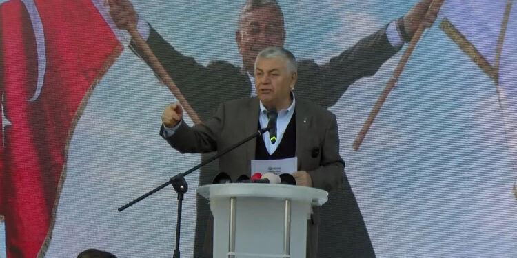 Sarıyer Belediye Başkanı Şükrü Genç bağımsız aday oldu