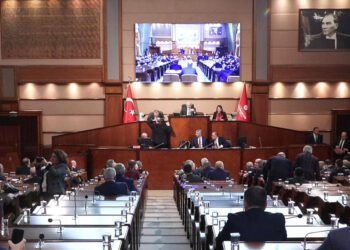Sarıyerlilerin tapu sorunu İBB Meclisinde çözüldü