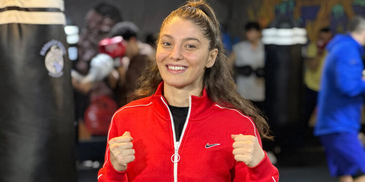 Seren Ay Çetin'in kaşına dikiş atıldı, ünvan maçı ertelendi