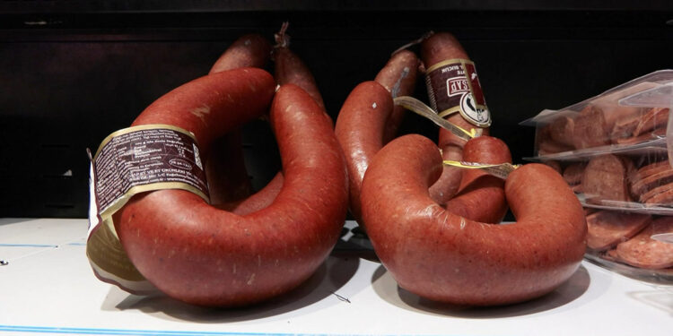 Sucukta hileye dikkat: Pazarda 50, kasapta 200 lira