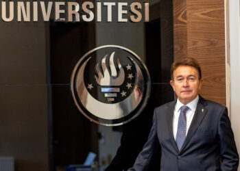 TED Üniversitesi yapay zekayı derslerine entegre ediyor