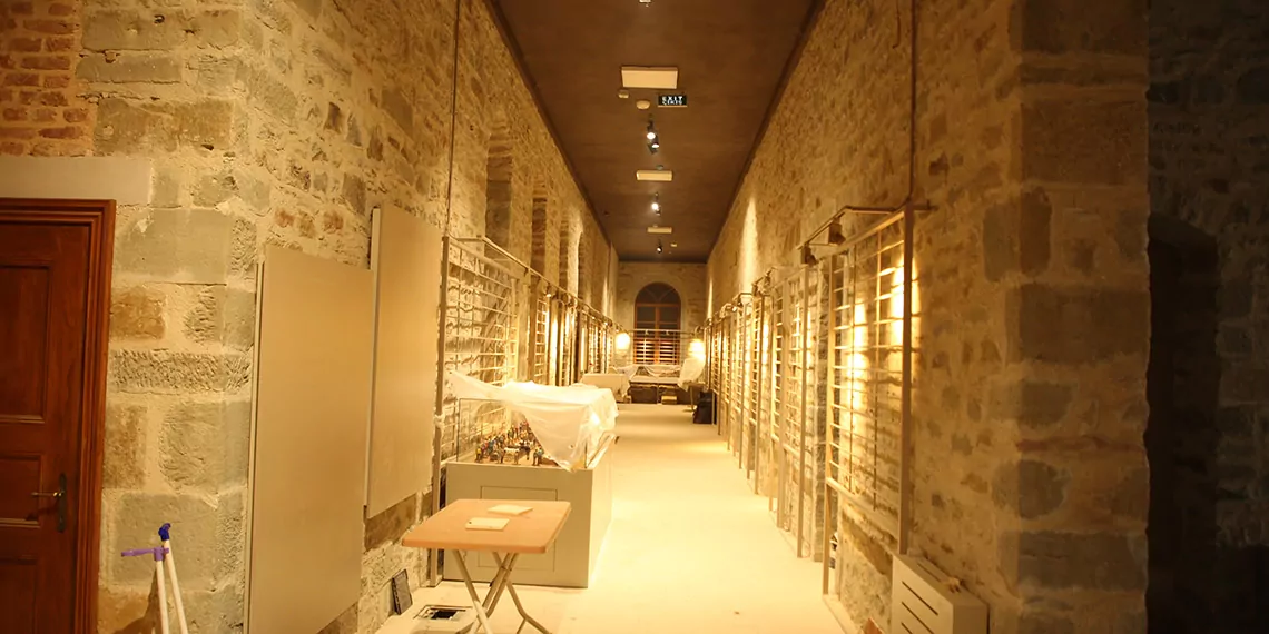 Tarihi taş bina, edirne'nin tek kent müzesi oldu