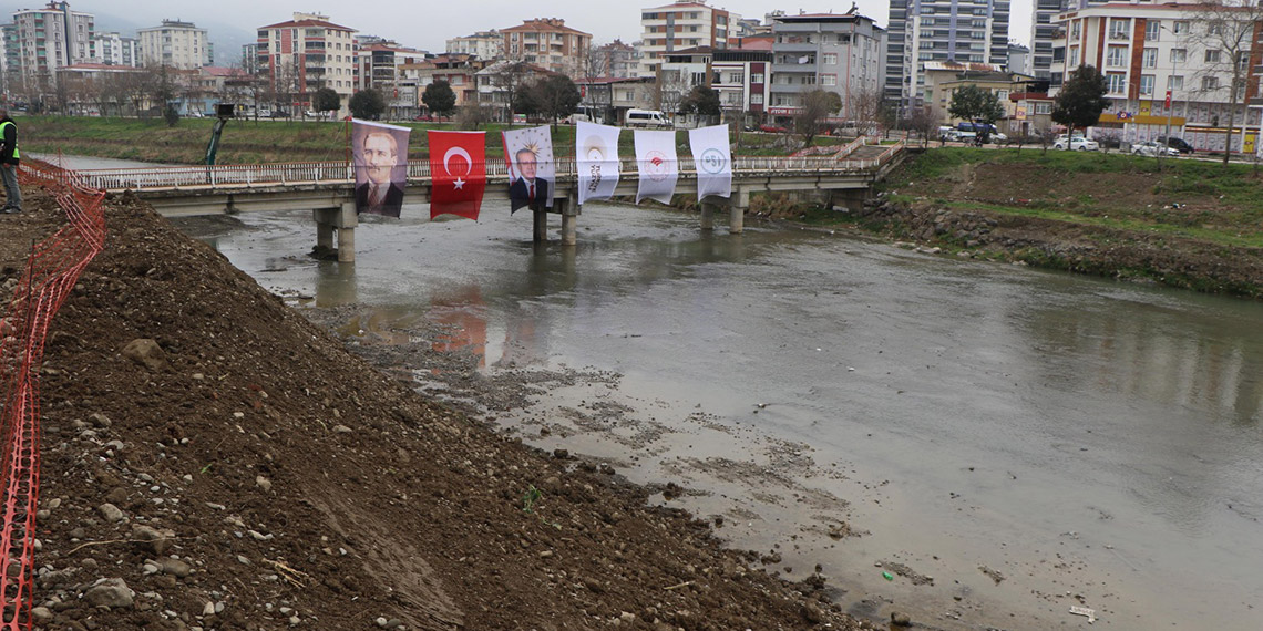 Taşkınlarla mücadelenin benimsenmesi gerekir