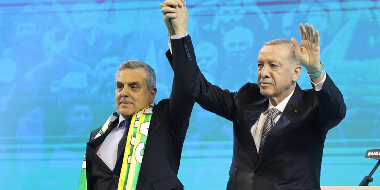 Teröristlerin en büyük hamisi, CHP yöneticileridir