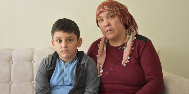 Toprak altındaki madencinin eşi: 'Oğluma iyi bak' demişti