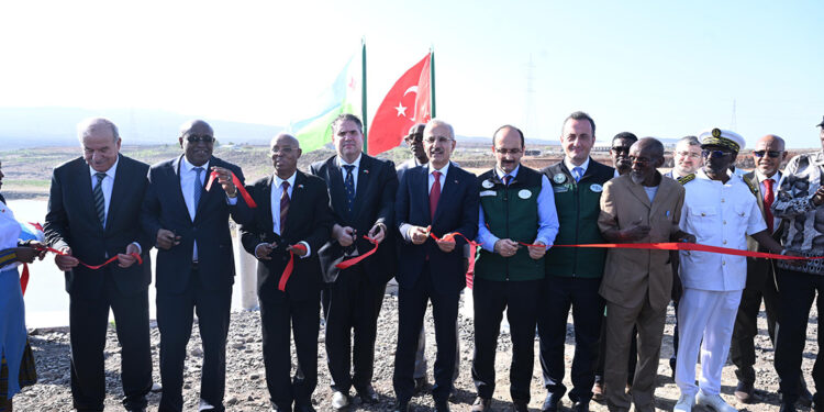Türkiye’nin inşa ettiği ‘Cibuti Dostluk Barajı’ açıldı